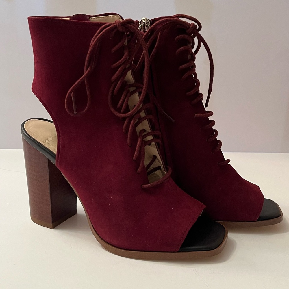 Zara Women's Burgundy Red Suede Lace Up Ankle Boots with Wood Block Heel Size 6